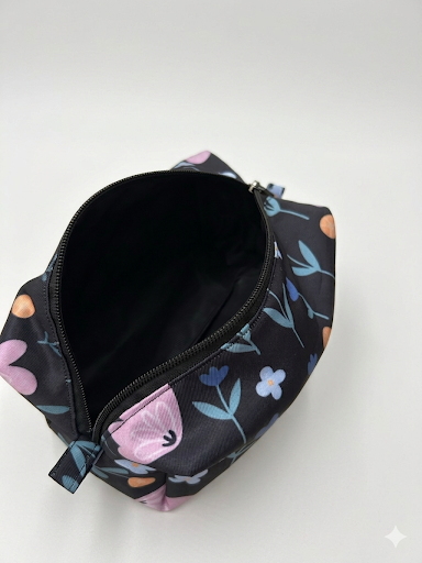 On the Go Makeup Bag